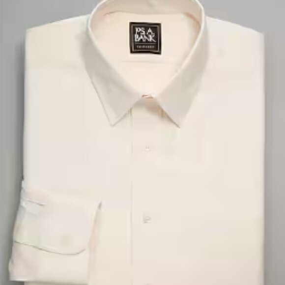 Traveler® Collection Traditional Fit Point Collar Solid Dress Shirt #5JAG 17-35 - Picture 2 of 4